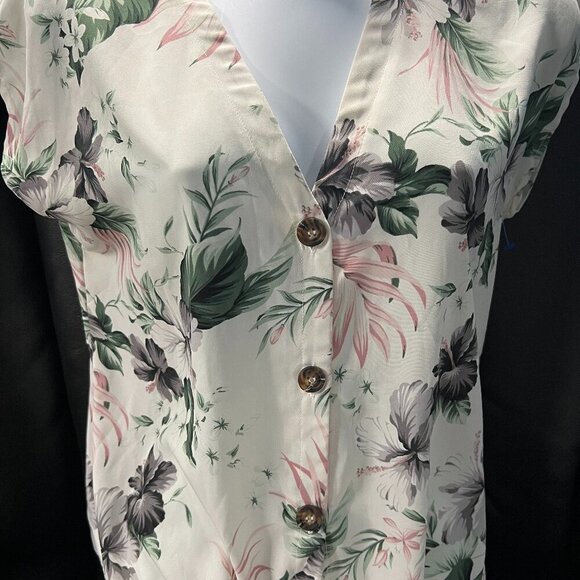 Sienna Sky Tops - Sienna Sky Vintage La Cabana tropical flower Hawaiian style blouse